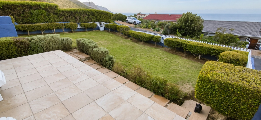 To Let 3 Bedroom Property for Rent in Simons Town Western Cape
